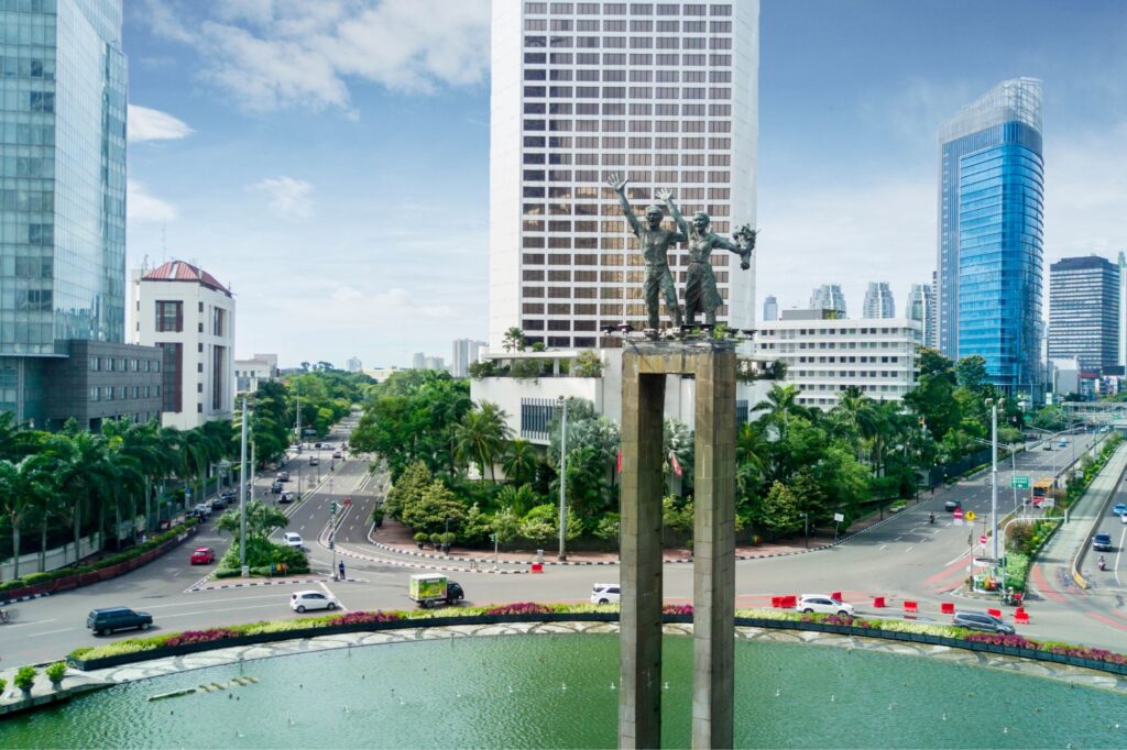 Pemerintahan & Pertahanan